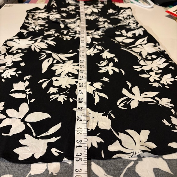 Denver Hayes Black and White Floral Midi Dress, Sz M, drawstring plus pockets - Picture 12 of 12